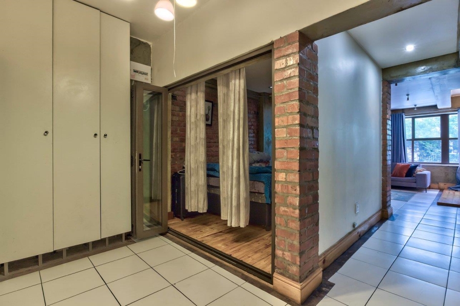 2 Bedroom Property for Sale in Cape Town City Centre Western Cape